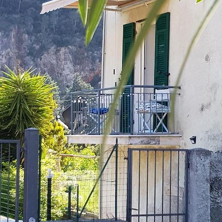 Mini Ca Del Borgo Apartment Финале Лигуре Екстериор снимка