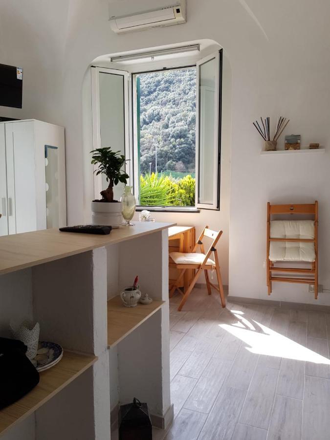 Mini Ca Del Borgo Apartment Финале Лигуре Екстериор снимка